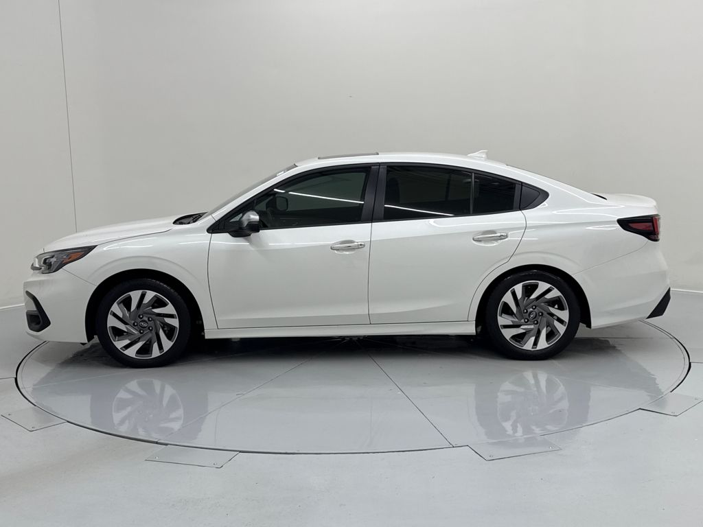 2023 Subaru Legacy Touring XT photo 2
