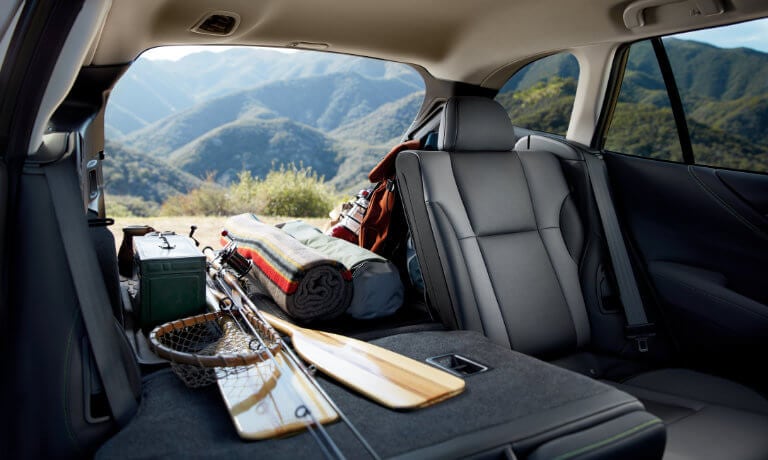 2022 Subaru Outback vs. 2021 Subaru Outback Size & Cargo Space in Bensenville, IL