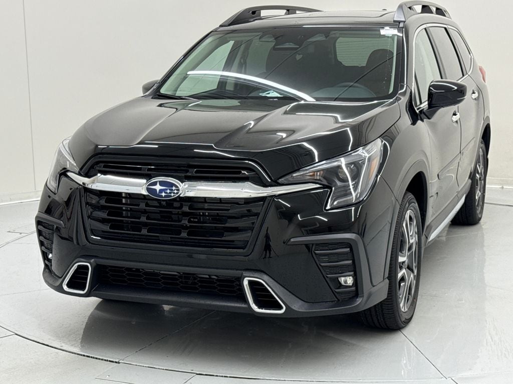 2025 Subaru Ascent Touring's photo