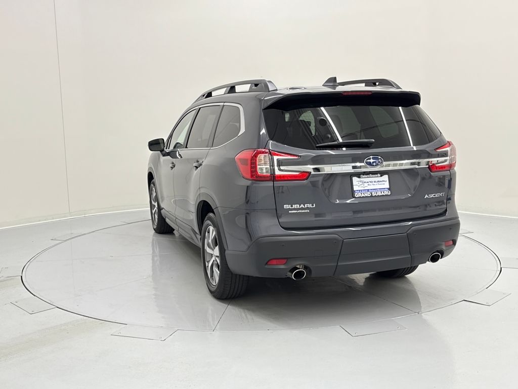 2023 Subaru Ascent Premium photo 2