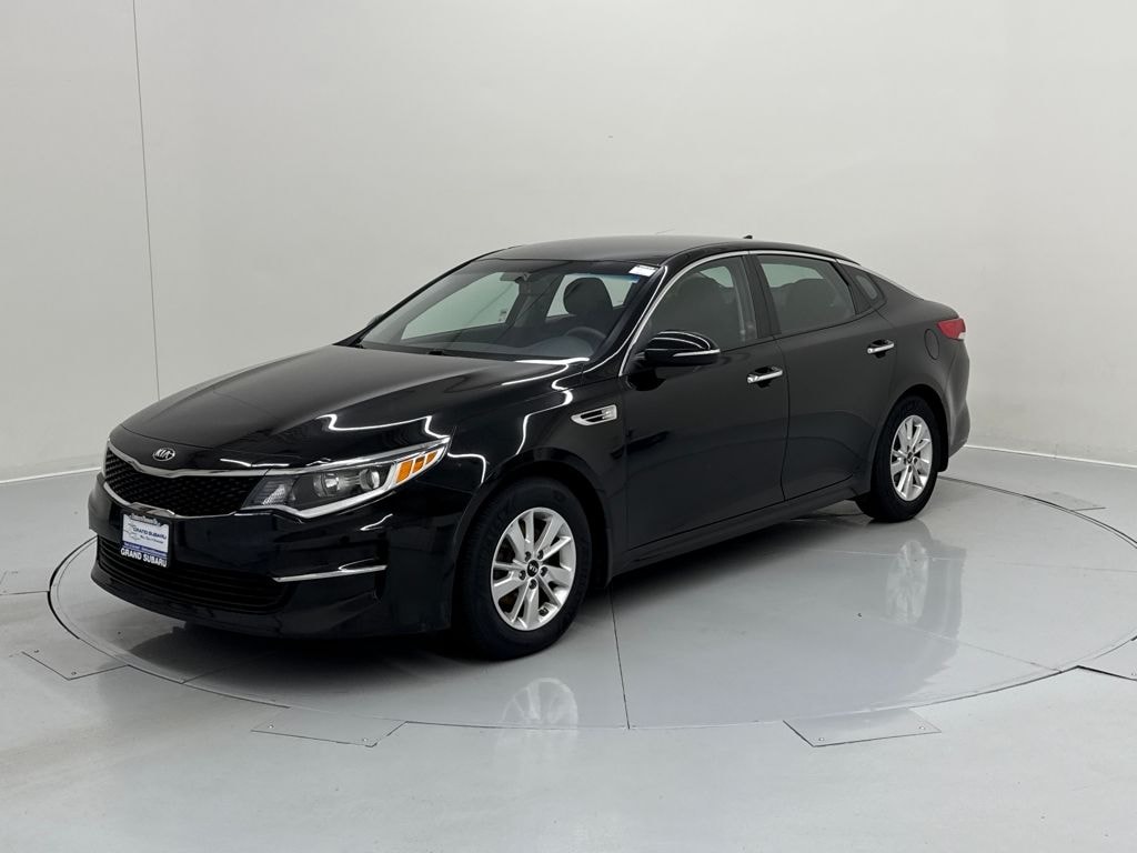 Used 2017 Kia Optima LX Sedan