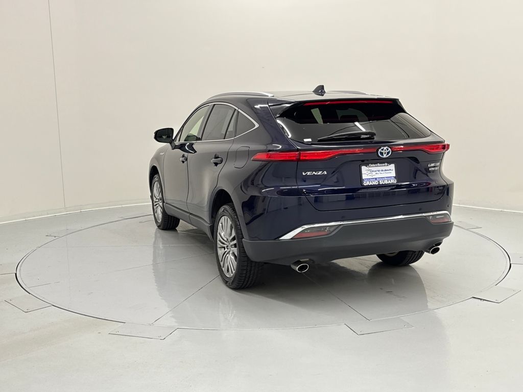 2021 Toyota Venza Limited photo 3