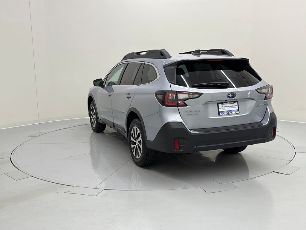 2022 Subaru Outback Premium photo 2