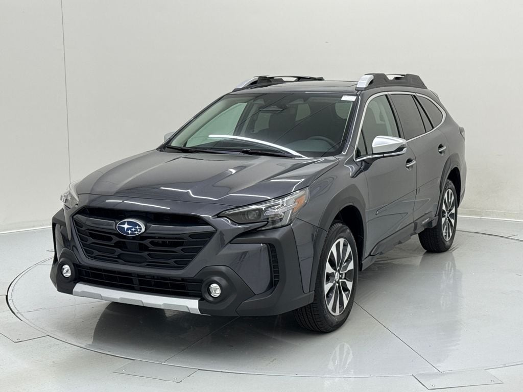 2025 Subaru Outback Touring's photo