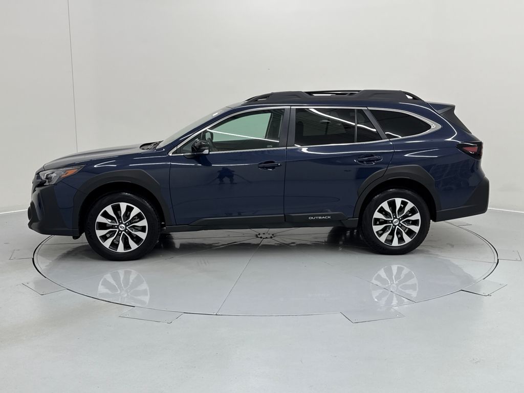 2024 Subaru Outback Limited XT photo 3