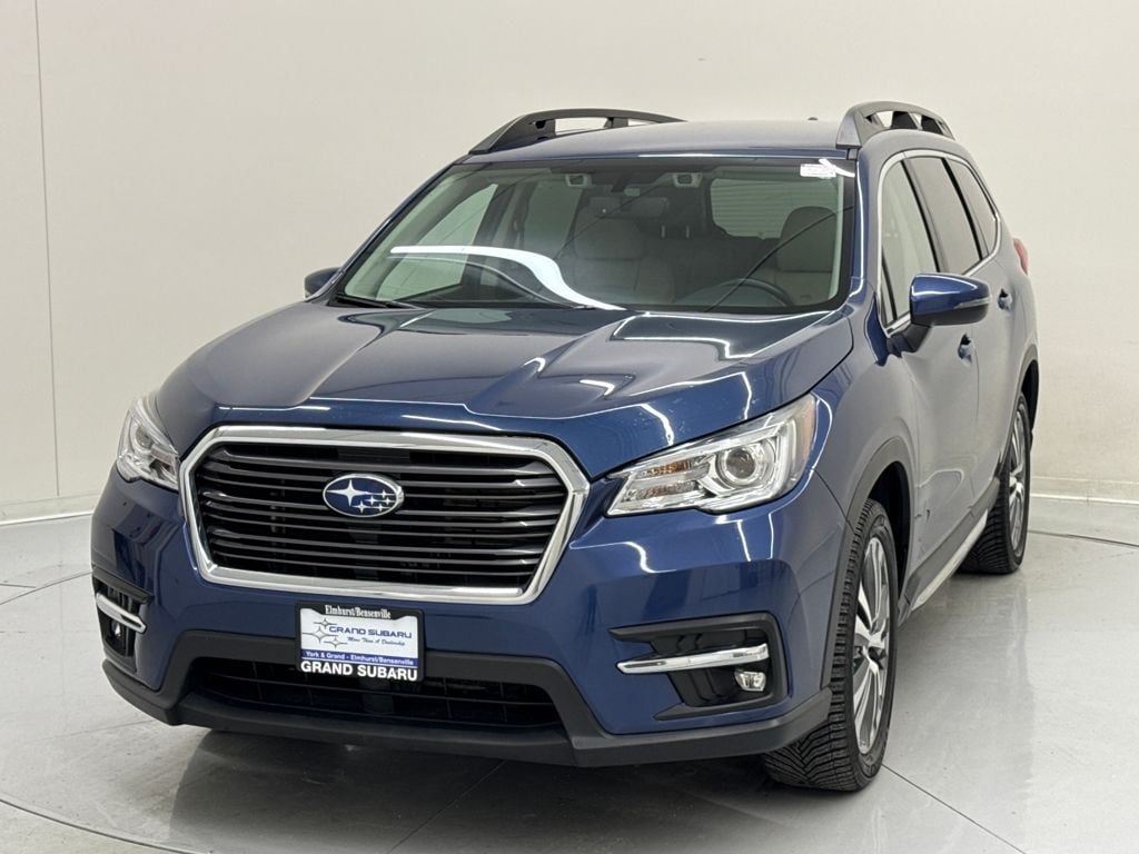 2019 Subaru Ascent Limited's photo