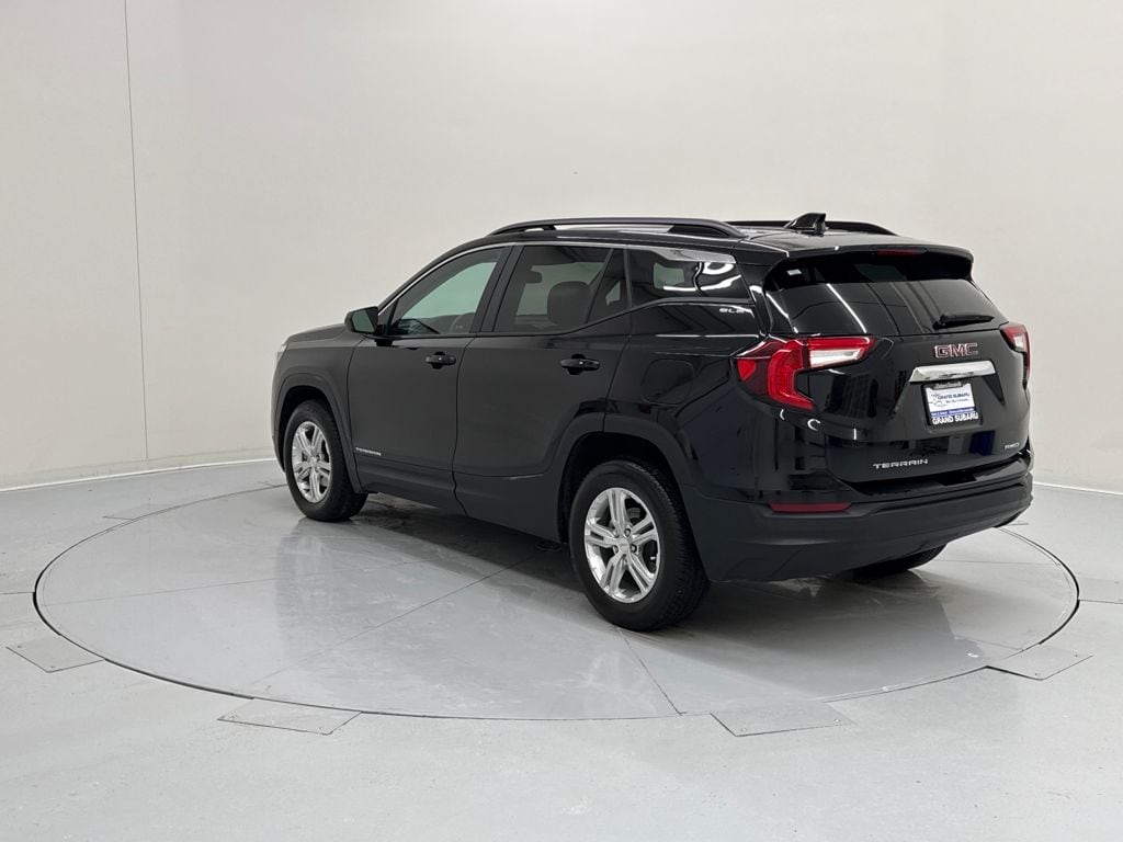 Used 2022 GMC Terrain SLE SUV