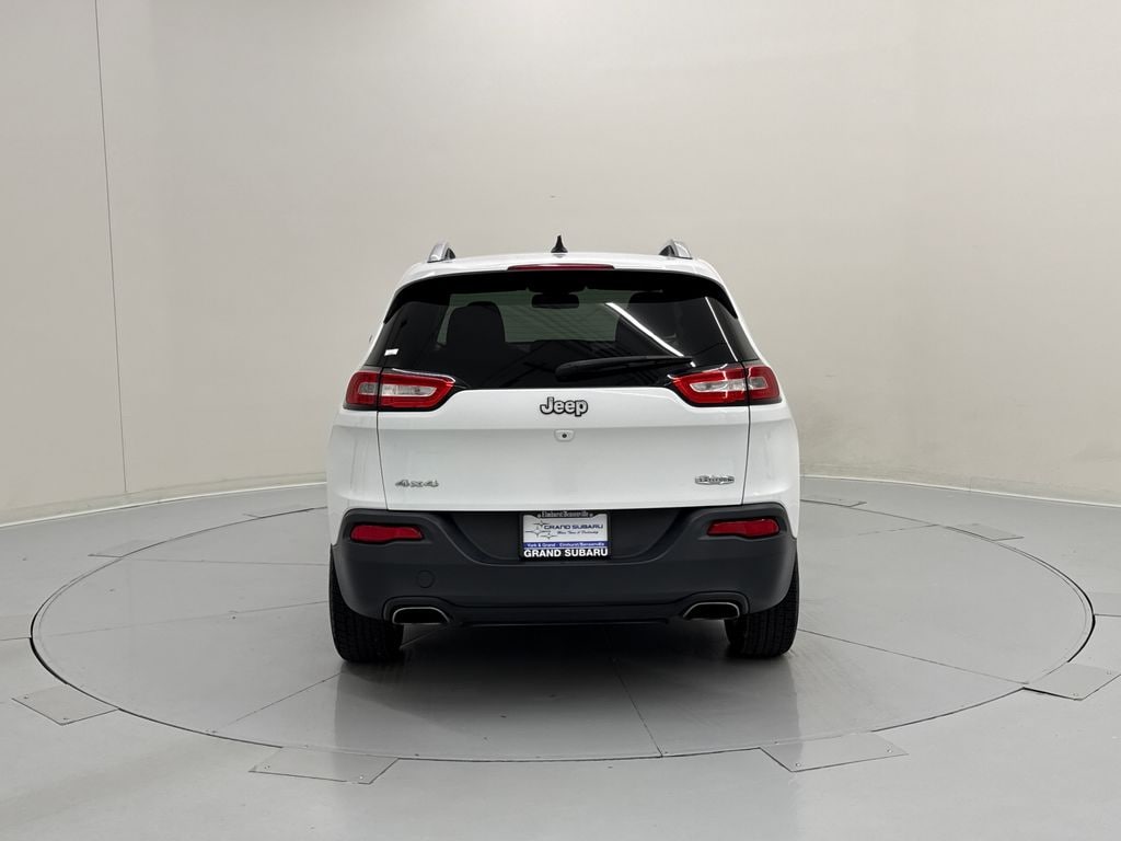 Used 2015 Jeep Cherokee Latitude 4x4 SUV