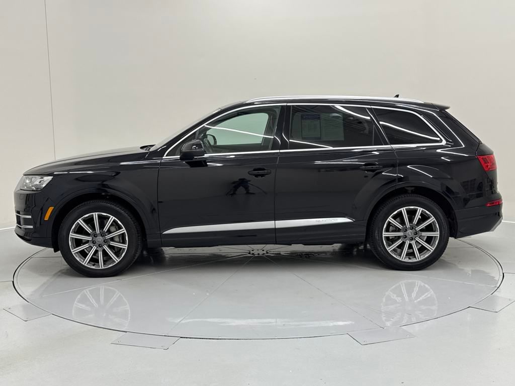 Used 2019 Audi Q7 Premium Plus with VIN WA1LHAF72KD026315 for sale in Bensenville, IL