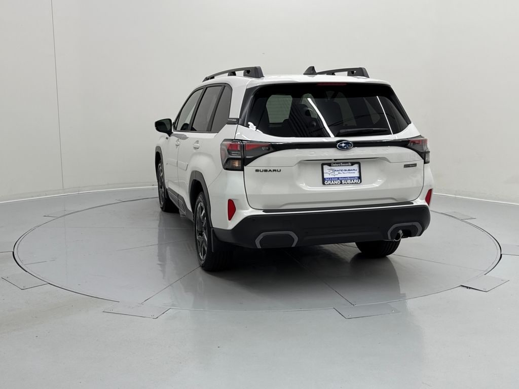 New 2025 Subaru Forester Hybrid Limited SUV