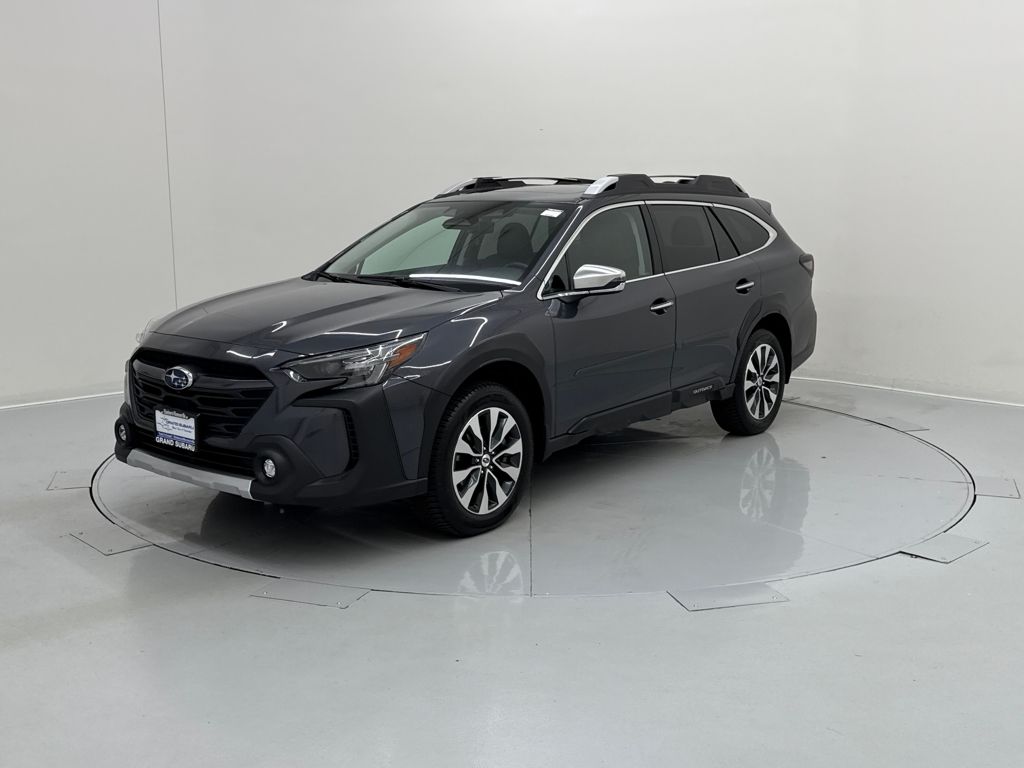 2024 Subaru Outback Touring photo 2