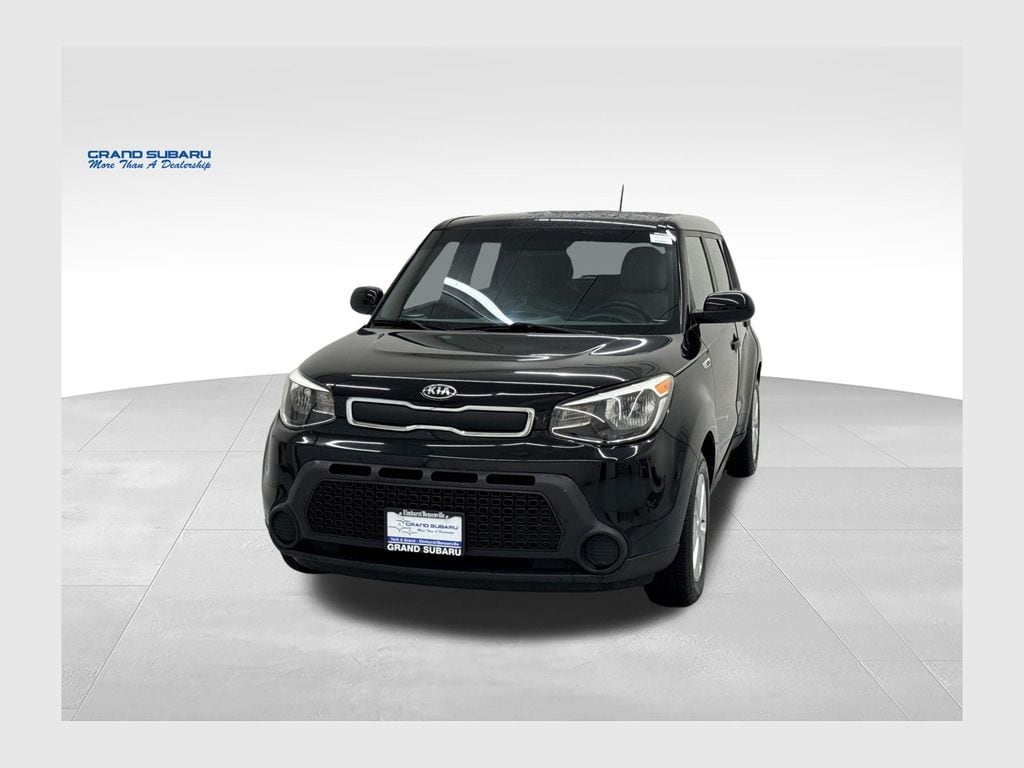 Used 2016 Kia Soul Base FWD Hatchback