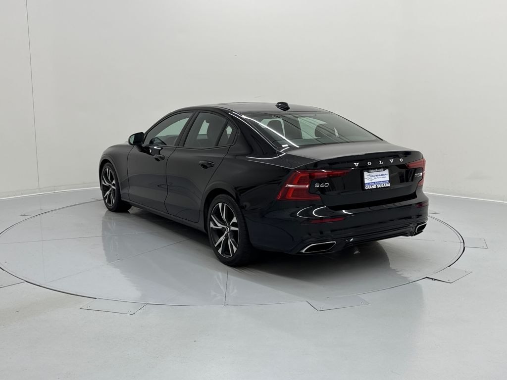Used 2019 Volvo S60 T5 R-Design Sedan
