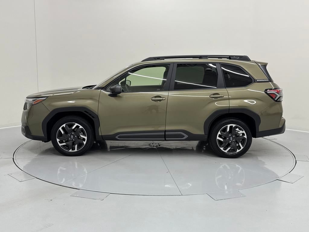 2025 Subaru Forester Limited photo 3