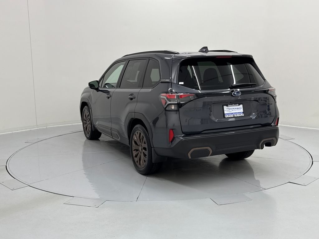 2025 Subaru Forester Sport photo 3