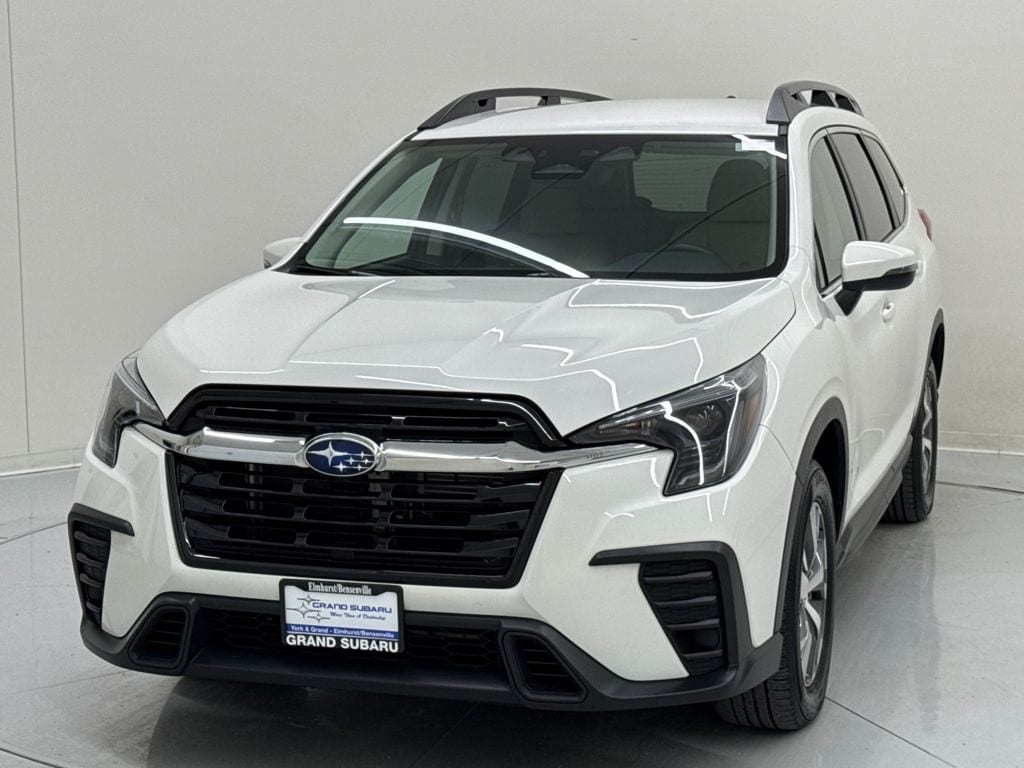 2023 Subaru Ascent Premium's photo