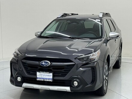 2024 Subaru Outback Touring SUV