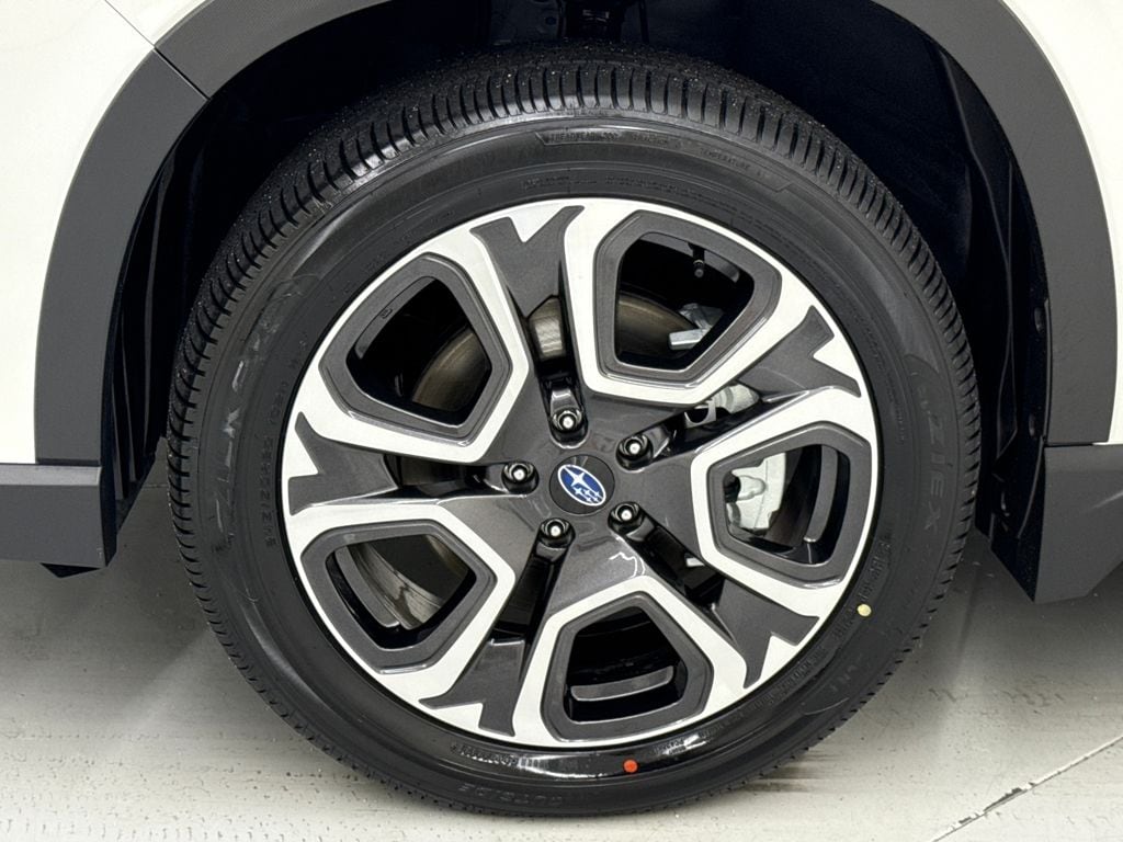 2025 Subaru Ascent Touring - Photo 10