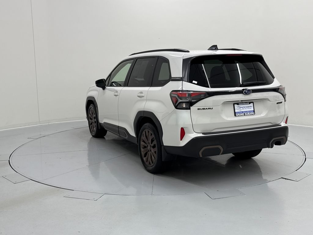 2025 Subaru Forester Sport photo 2