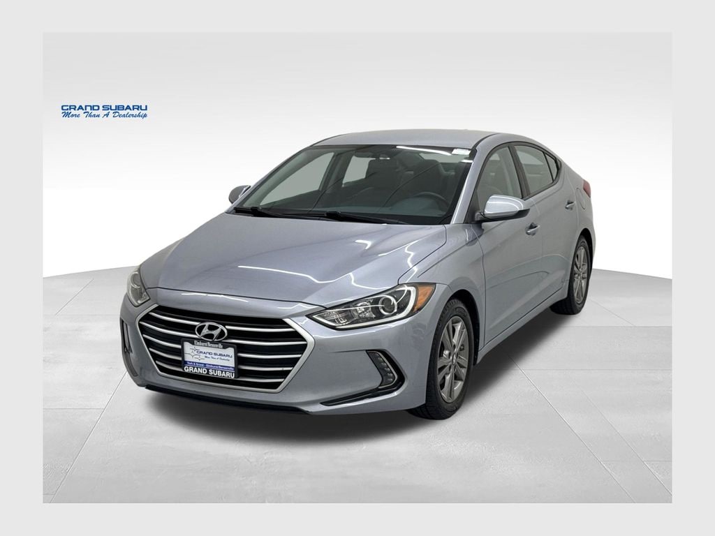 Used 2017 Hyundai Elantra SE Sedan