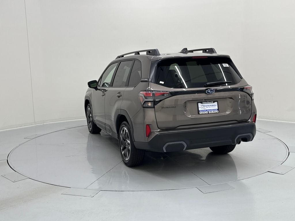 2025 Subaru Forester Limited photo 3
