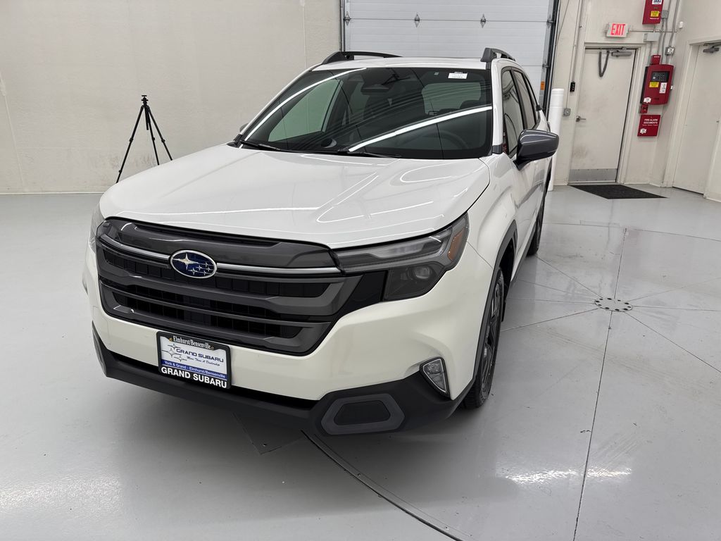 2026 Subaru Forester Limited's photo