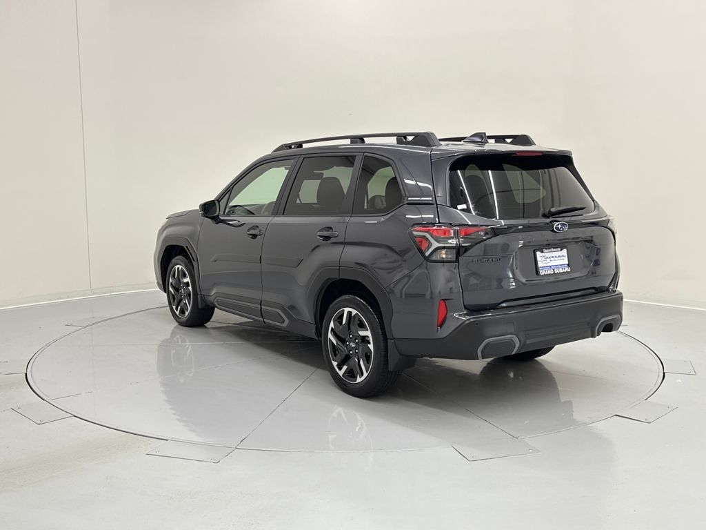 2025 Subaru Forester Limited photo 4