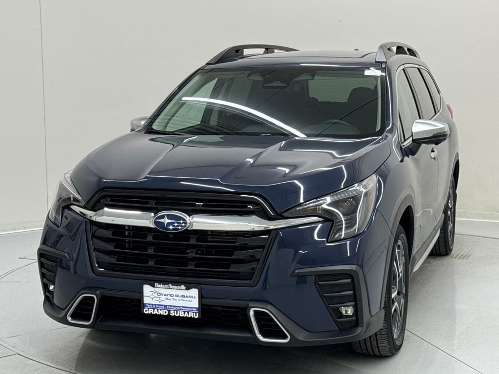 2023 Subaru Ascent Touring's photo