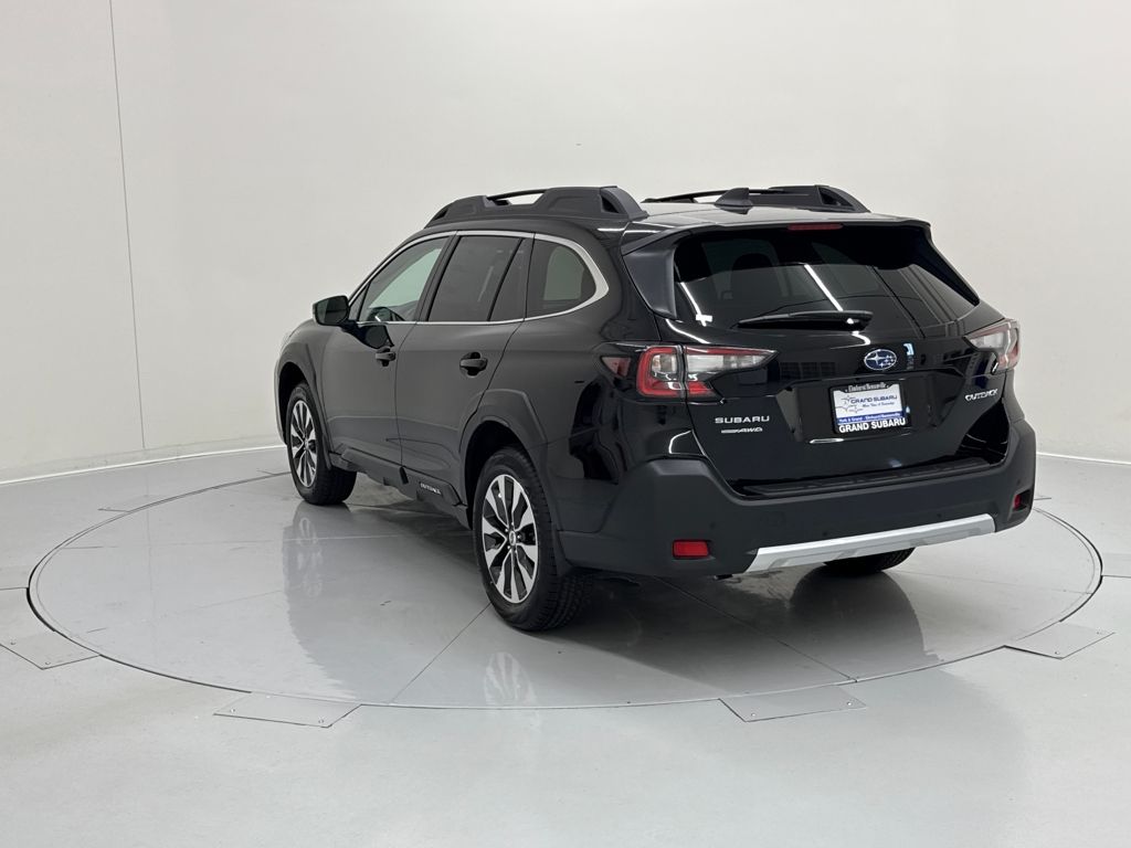 2025 Subaru Outback Limited photo 2