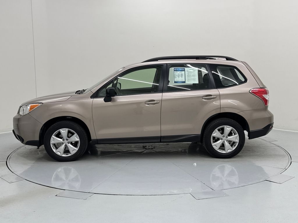 Used 2016 Subaru Forester i with VIN JF2SJABC5GH555977 for sale in Bensenville, IL
