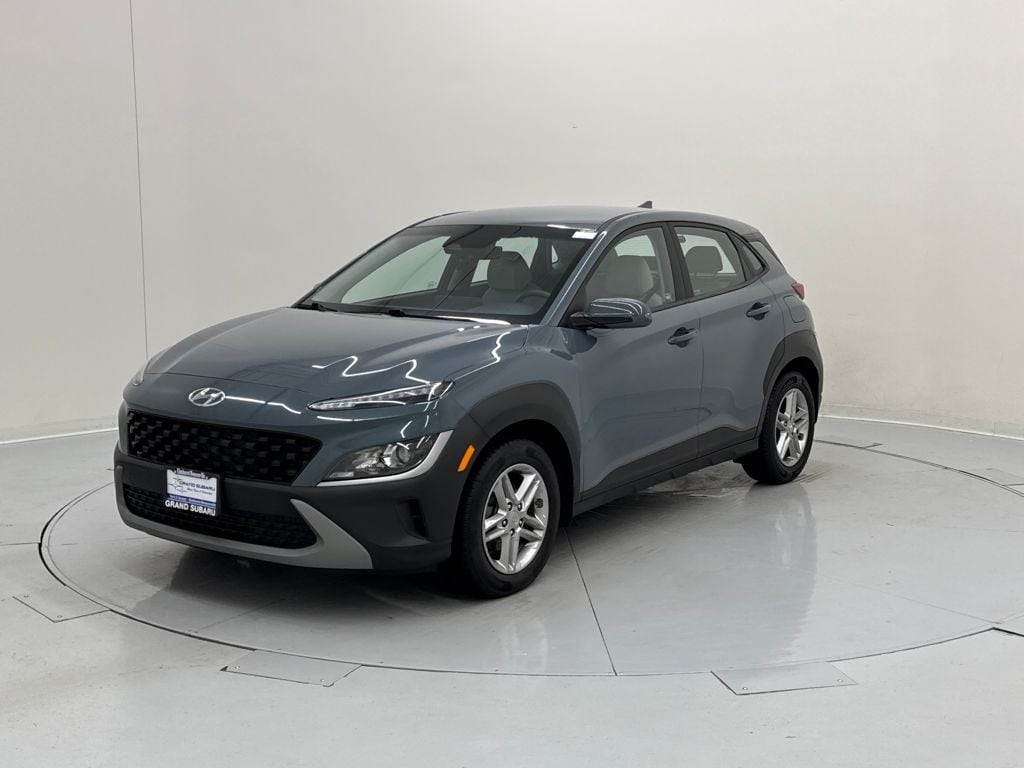 Used 2023 Hyundai Kona SE with VIN KM8K22AB2PU949398 for sale in Bensenville, IL