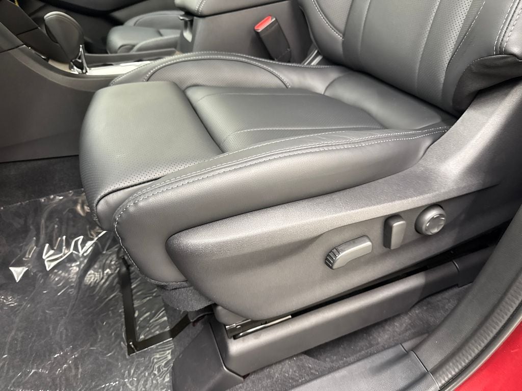 2025 Subaru Ascent Touring - Photo 11