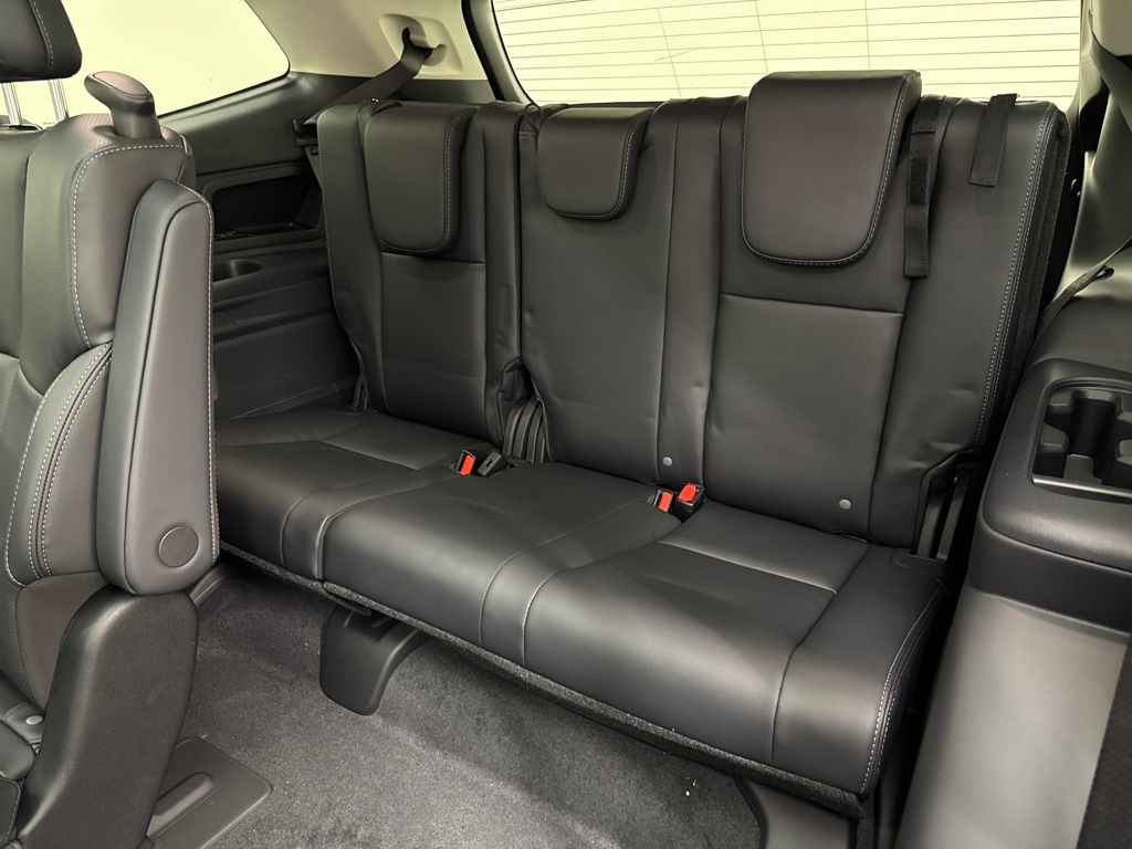 2025 Subaru Ascent Touring - Photo 25