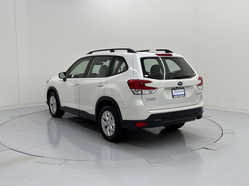 2021 Subaru Forester Base photo 4