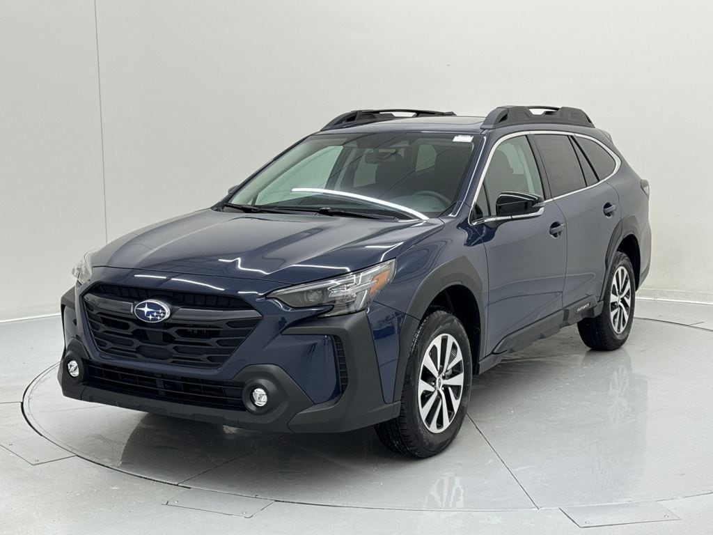 2025 Subaru Outback Premium's photo