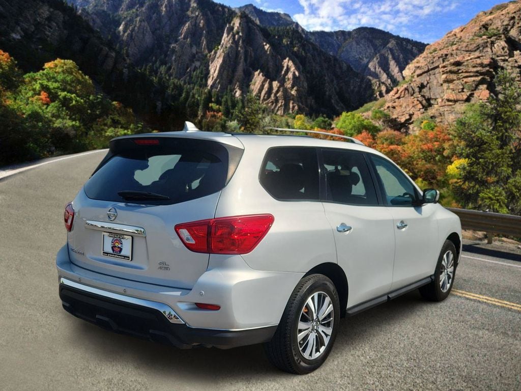 Used 2020 Nissan Pathfinder SL SUV