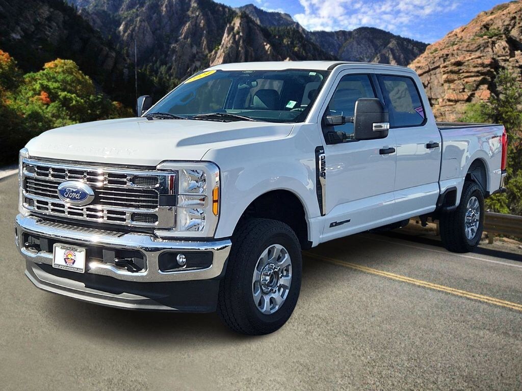 Used 2024 Ford F-250SD XLT Truck