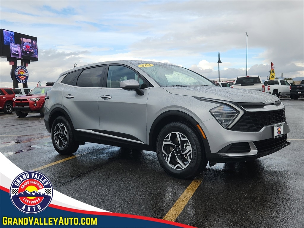 2024 Kia Sportage LX