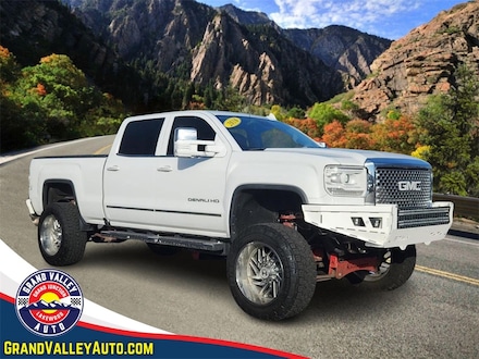 2016 GMC Sierra 3500HD Denali Truck
