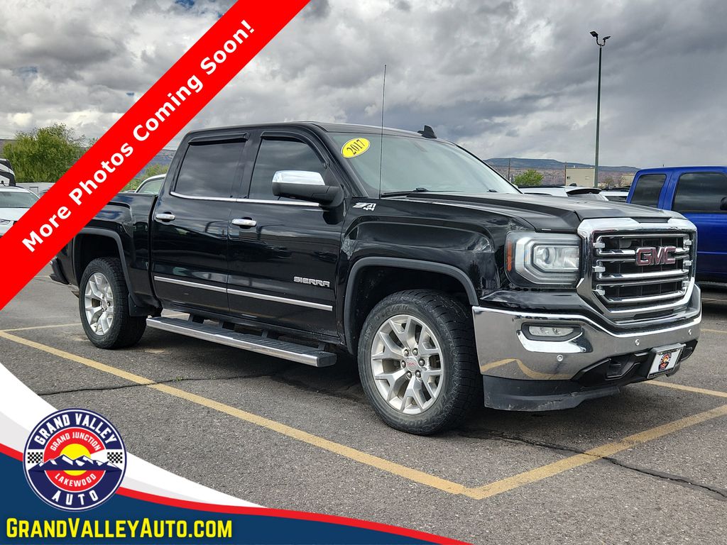 2017 GMC Sierra 4WD Crew Cab Short Box SLT's photo