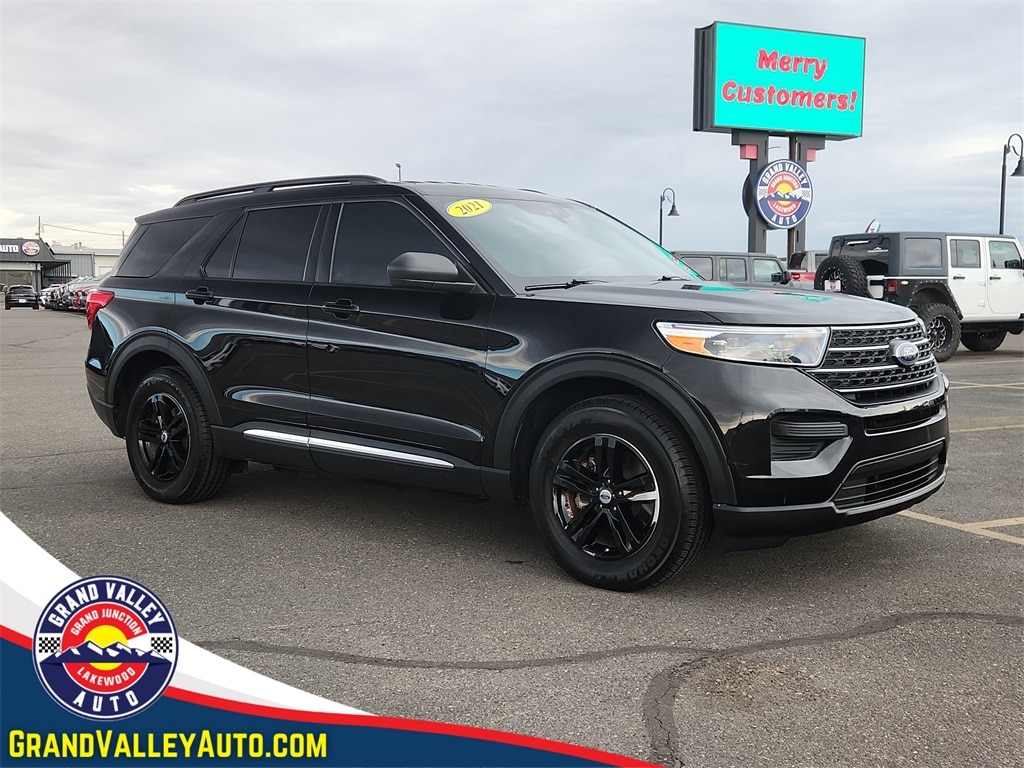 2021 Ford Explorer XLT's photo