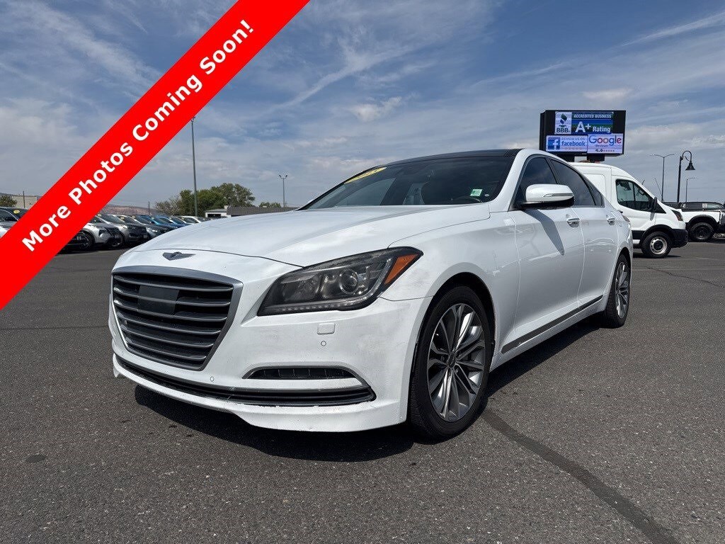 2015 Hyundai Genesis 3.8 photo 3