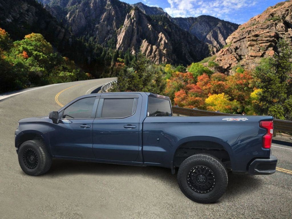 View vehicle photo 5