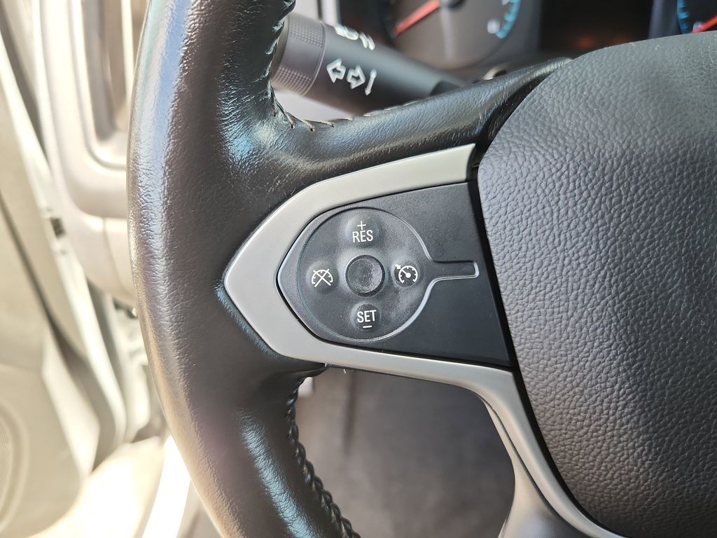 2022 Chevrolet Colorado LT - Photo 20