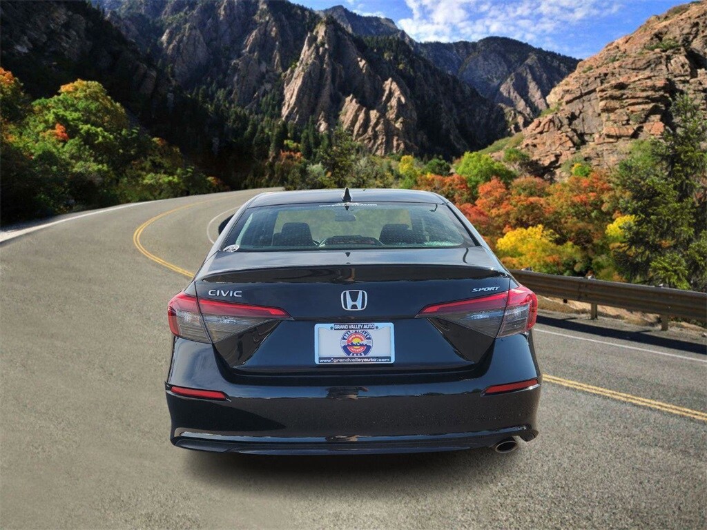 2024 Honda Civic Sport photo 4
