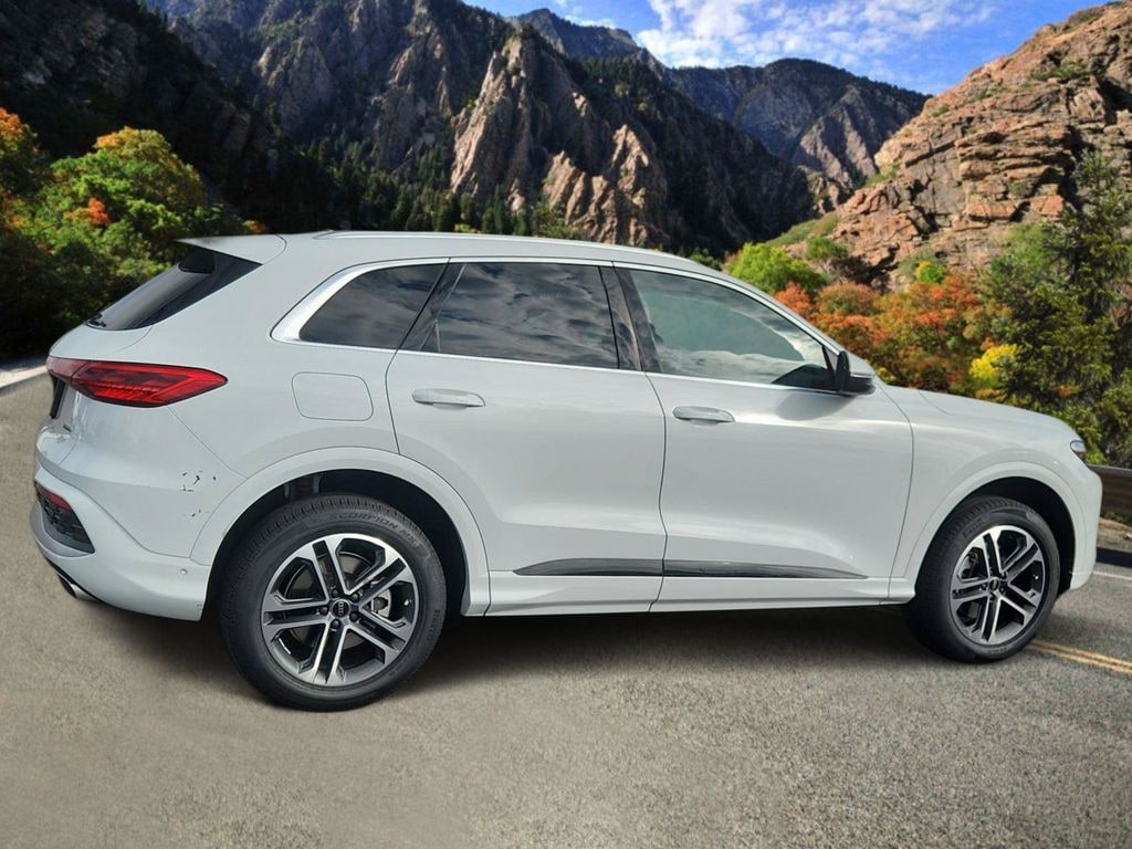Used 2025 Audi Q5 quattro SUV
