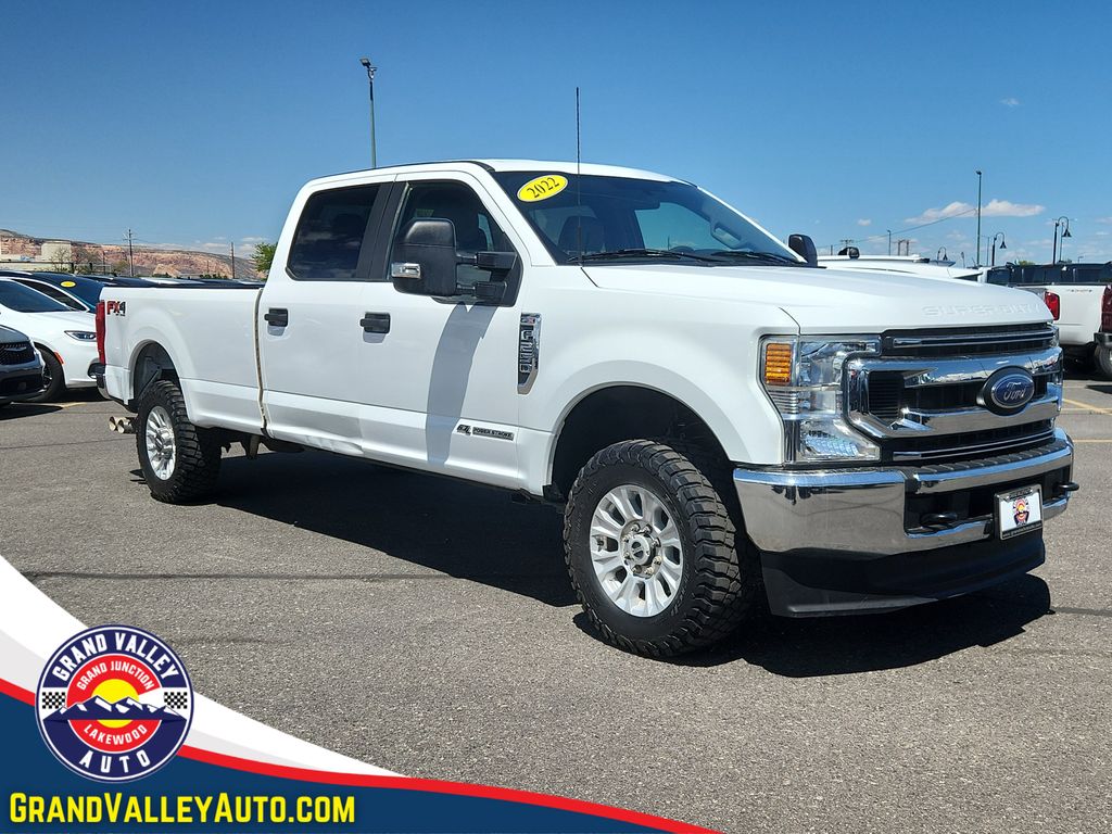 2022 Ford F-250 XL 4x4 Crew Cab 8' Box's photo