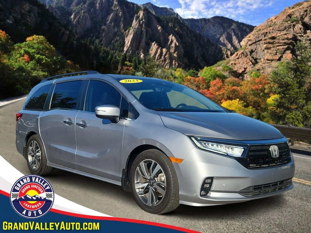 Used 2023 Honda Odyssey Touring Minivan/Van
