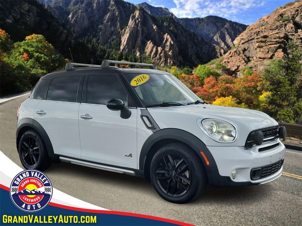 2016 MINI Countryman Countryman S