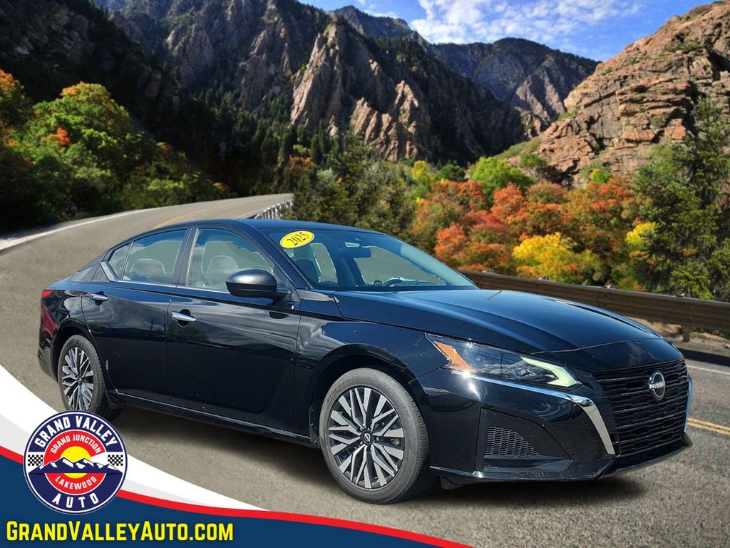 2025 Nissan Altima